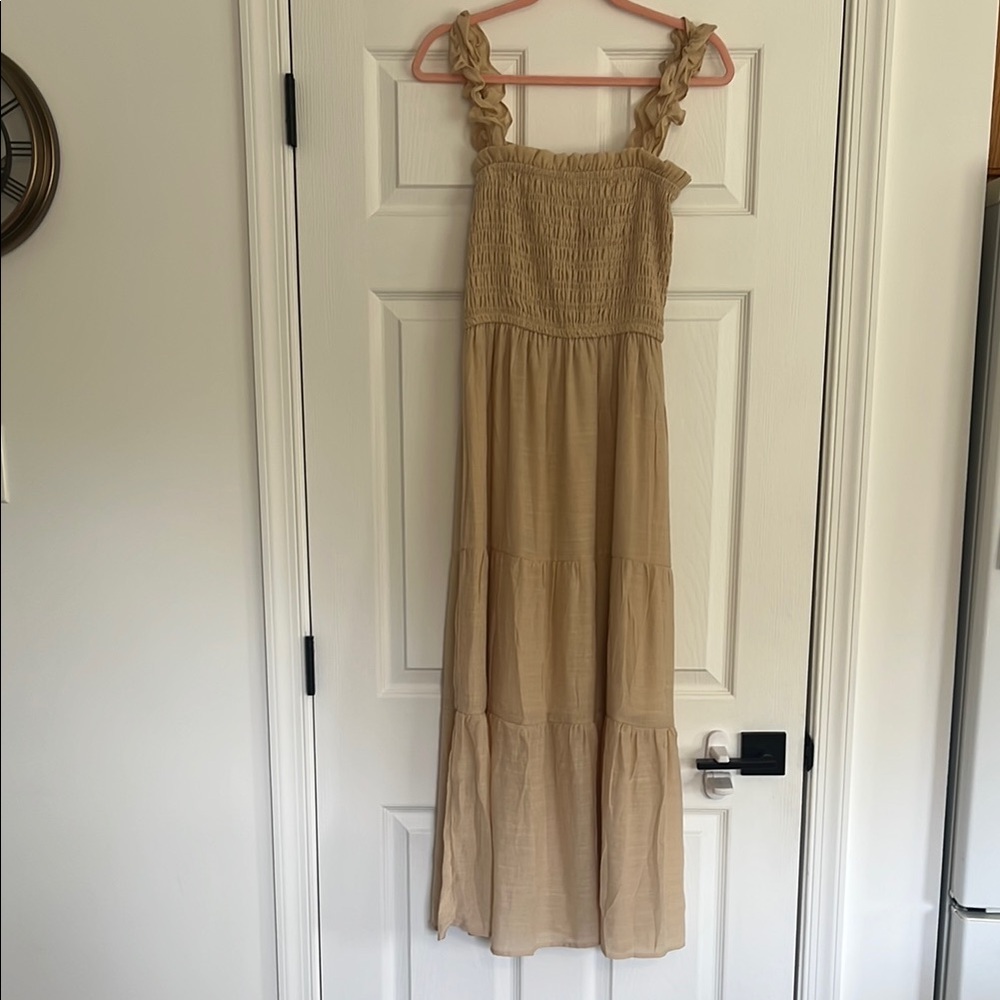 NWOT Love Tree Beige Textured Dress